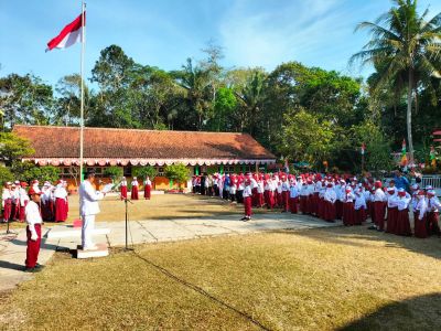 UPACARA PERINATAN HUT RI KE 79 